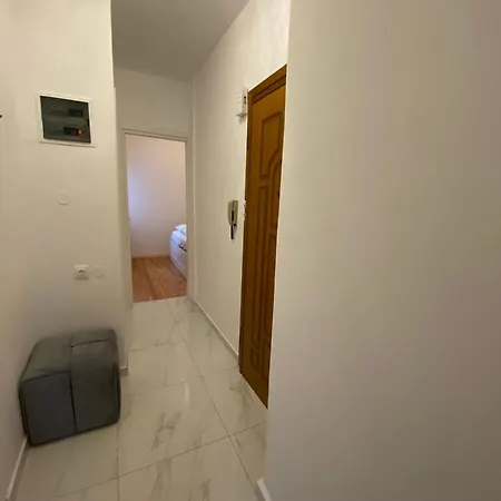 Apartamento Modern, Centrally Located *