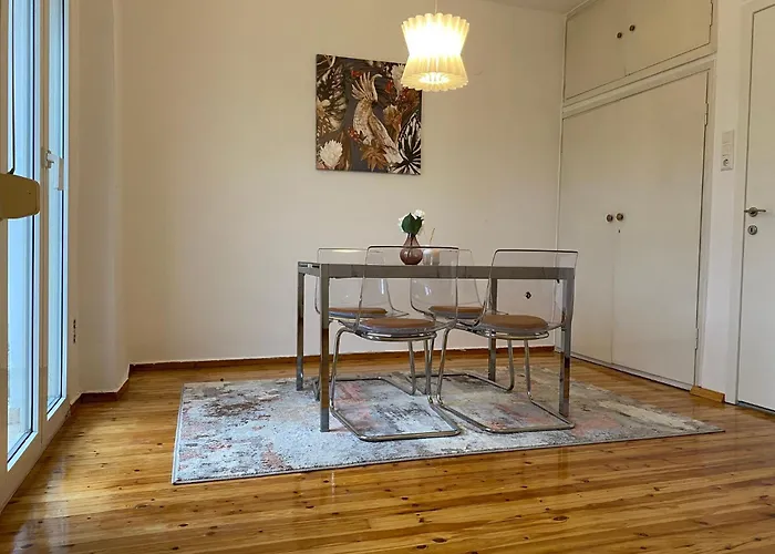 Modern, Centrally Located * Thessaloniki