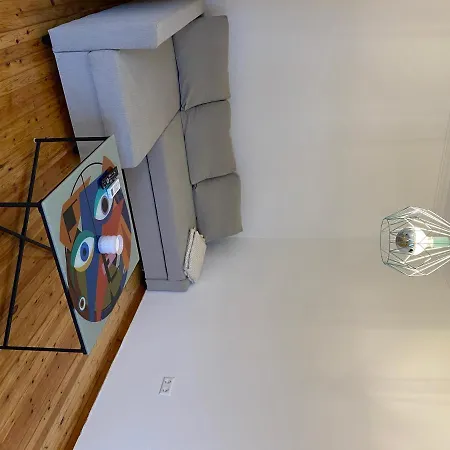 Modern, Centrally Located