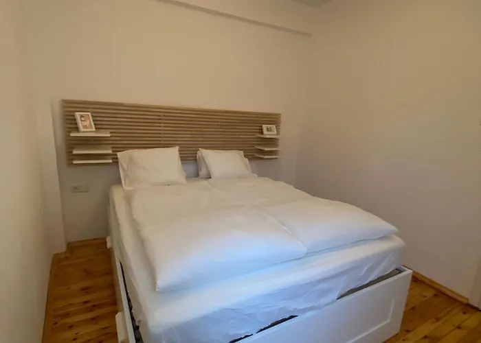 Modern, Centrally Located